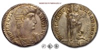 MAGNENZIO, MAIORINA, 350 d.C., VICTORIA AVG LIB ROMANOR / A l'Imperatore con lancia e ramoscello di ulivo, poggia il piede su di un prigioniero a terra, Zecca di Roma, BRONZO, SPL, (RIC 179) / monete romane imperiali antiche (moneta romana imperiale antica - Impero Romano) | Moruzzi Numismatica