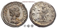 AQUILIA SEVERA, DENARIO, 218-222 d.C., CONCORDIA la Concordia con doppia cornucopia sacrifica con patera su un altare, Zecca di Antiochia, ARGENTO, SPL, (R), (RIC 225/S) / monete romane imperiali antiche rare d'argento (moneta romana imperiale antica rara - Impero Romano) | Moruzzi Numismatica