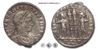 COSTANZO II, Cesare, PICCOLO BRONZO, 336 d.C., GLORIA EXERCITVS / R corona T due soldati stanti l'uno di fronte all'altro tengono lancia e scudo. Tra i due, due insegne, Zecca di Roma, qSPL, (RIC 183) / monete romane imperiali antiche (moneta romana imperiale antica - Impero Romano) | Moruzzi Numismatica