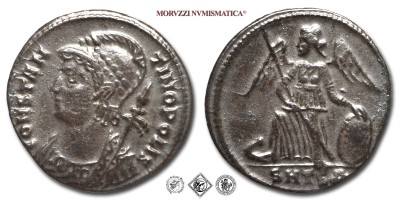 EMISSIONE COMMEMORATIVA, PICCOLO BRONZO, 330-333 d.C., CONSTANTINOPOLIS busto galeato con scettro / SMTSDA la Vittoria stante su prora con lancia e scudo, Zecca di Tessalonica, SPL, (RIC 188) / monete romane imperiali antiche (moneta romana imperiale antica - Impero Romano) | Moruzzi Numismatica
