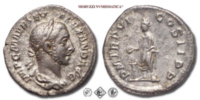 ALESSANDRO SEVERO, DENARIO, 227 d.C., P M TR P VI COS II P P l'imperatore in atto di versare il contenuto di una patera su di un tripode acceso, Zecca di Roma, ARGENTO, BB, (R), (RIC 70/S) / monete romane imperiali antiche rare d'argento (moneta romana imperiale antica rara della dinastia dei Severi - Impero Romano) | Moruzzi Numismatica