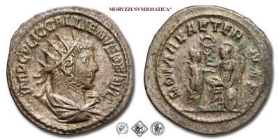 GALLIENO, ANTONINIANO, 258-259 d.C., ROMAE AETERNAE Roma seduta sullo scudo offre una Vittoria all'imperatore. In alto una corona, Zecca asiatica, BRONZO, BB, (RIC 449) / monete romane imperiali antiche (moneta romana imperiale antica - Impero Romano) | Moruzzi Numismatica