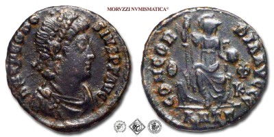 TEODOSIO I, PICCOLO BRONZO, 379-395 d.C., CONCORDIA AVGGG / ANT#G q f# Roma seduta con lancia e globo, Zecca di Antiochia, BB, (RIC 47c) / monete romane imperiali antiche (moneta romana imperiale antica - Impero Romano) | Moruzzi Numismatica